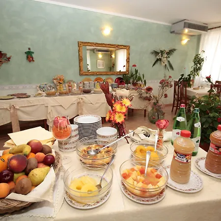 Ristorante San Biagio فندق 3*